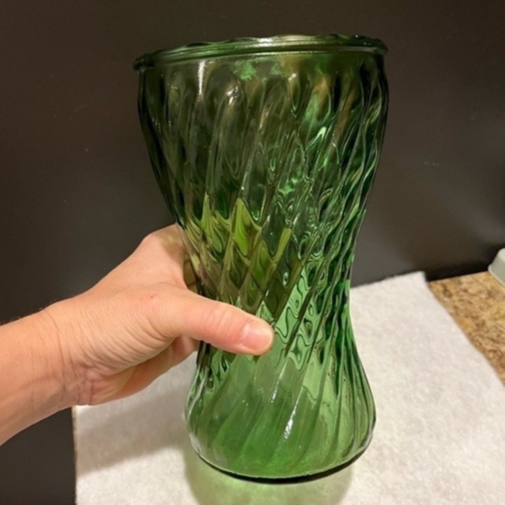 Vintage Randall Vase Green Swirl Pattern 8” - Picture 3 of 15